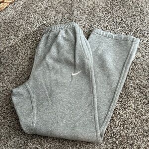 Nike men’s Gray Sweatpants